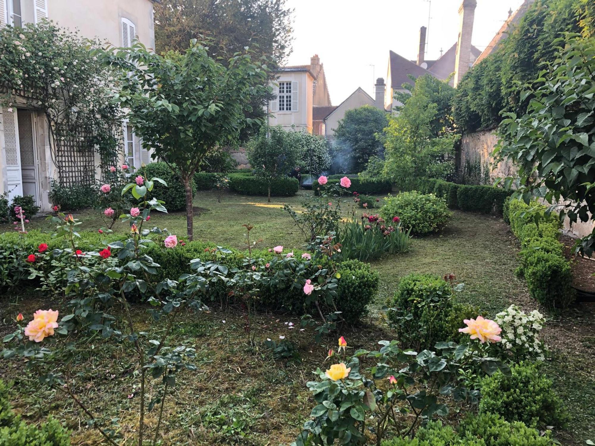 La Villa Ribiere Auxerre Exteriör bild
